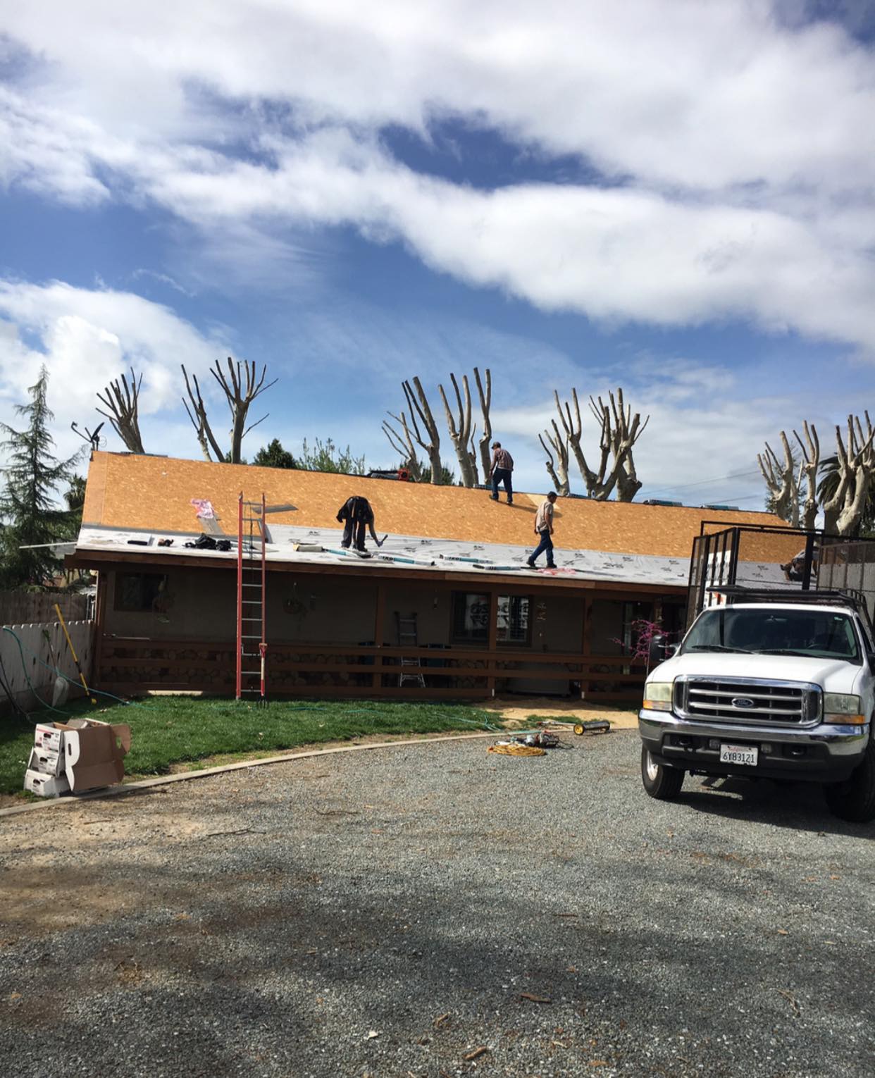 The DeHart Roofing crew and Espindola family team in Turlock, California